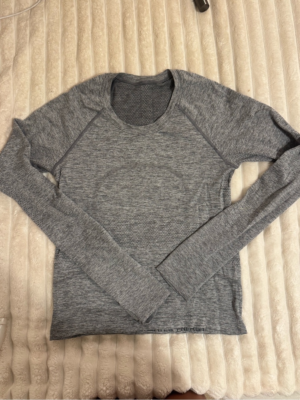 lululemon swiftly tech 2.0 longsleeve cropped length